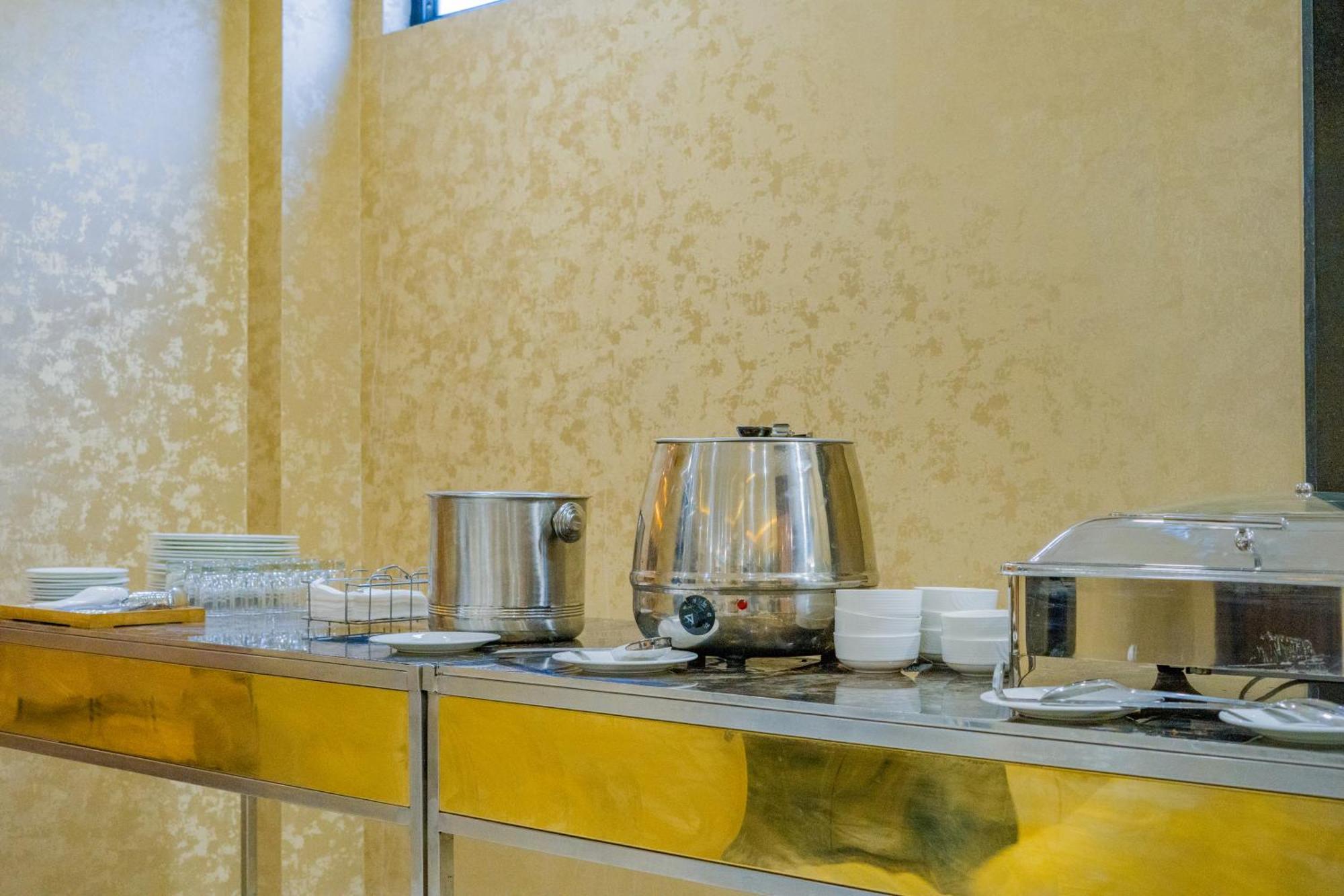 Hotel Kanha Shree By Cosmos Green Индаур Экстерьер фото