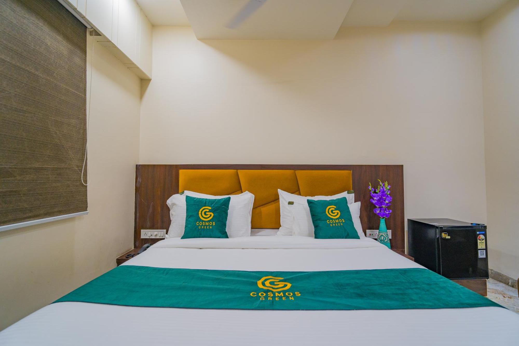 Hotel Kanha Shree By Cosmos Green Индаур Номер фото