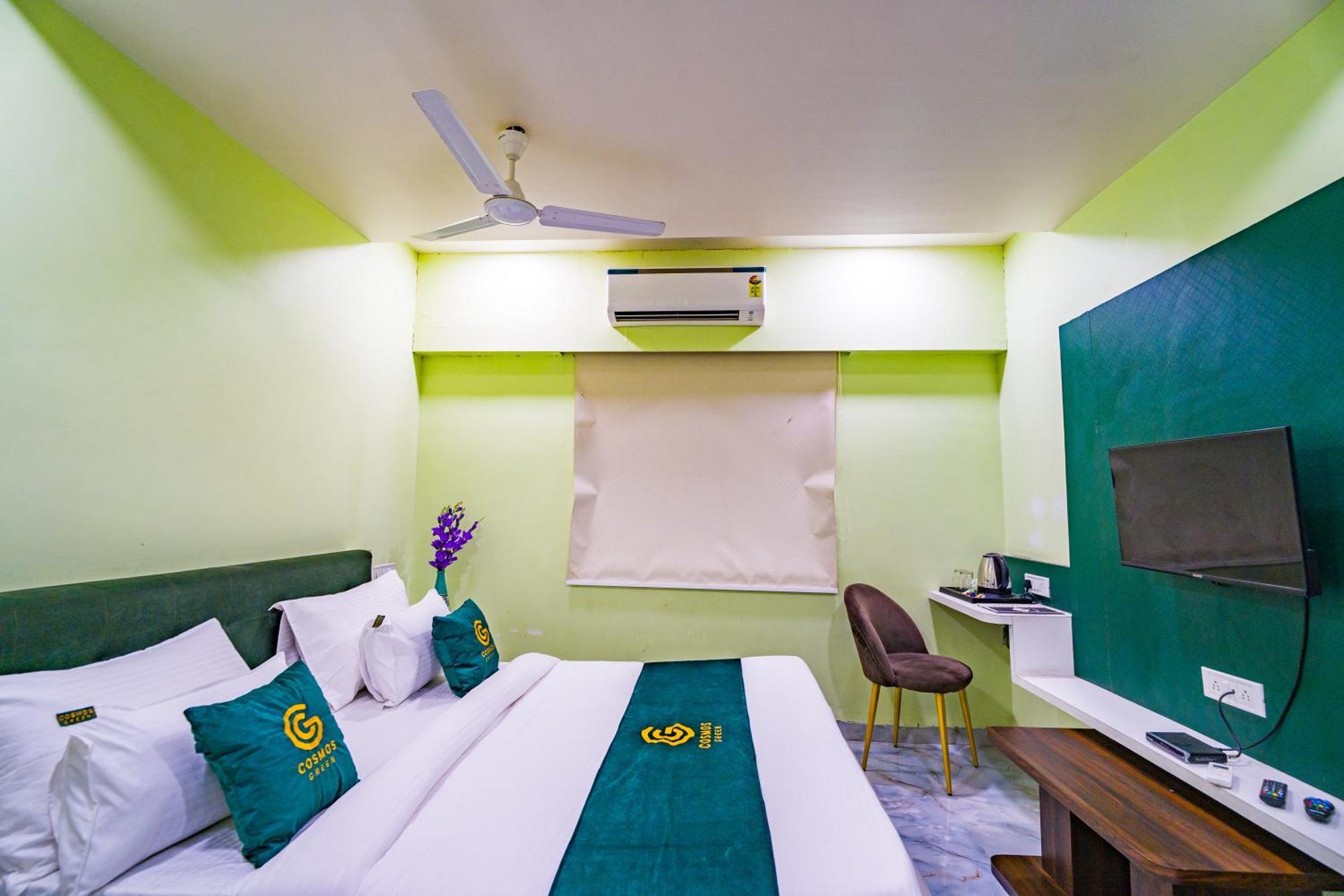 Hotel Kanha Shree By Cosmos Green Индаур Номер фото
